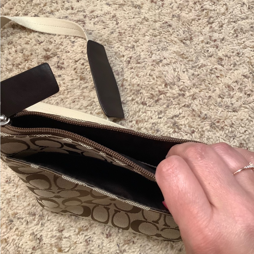 Coach Brown and Black Crossbody Bag - Picture 3 of 5